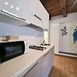H2 Via Saffi Apartamento